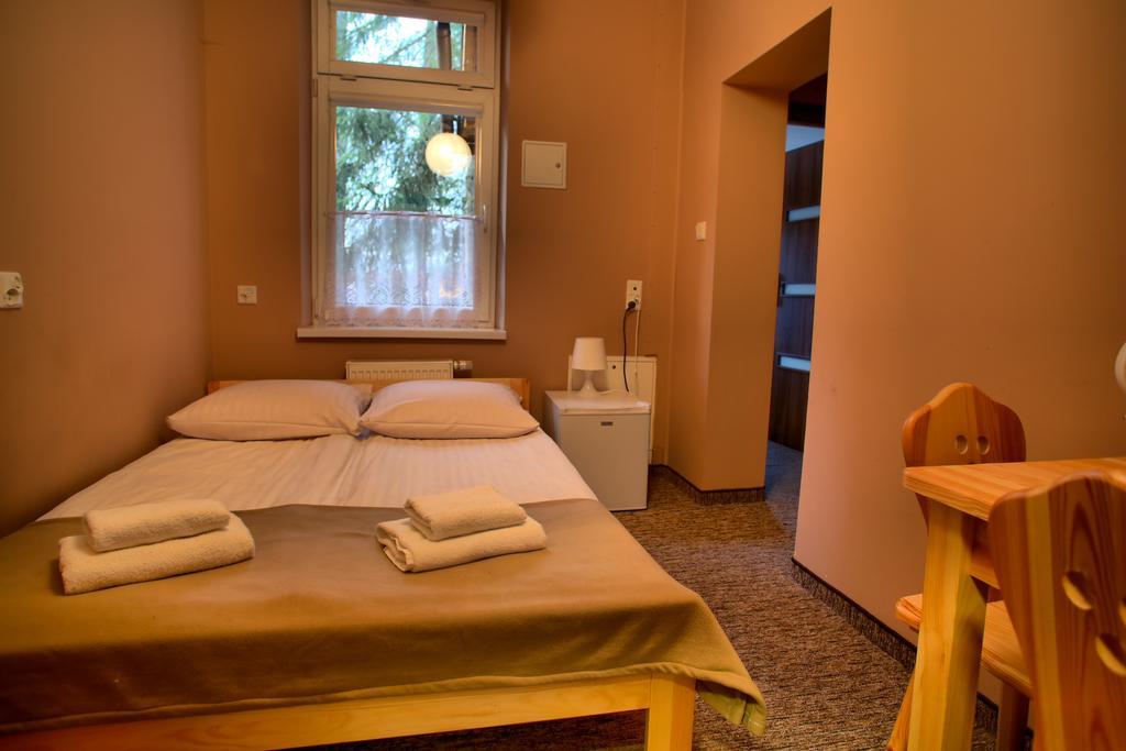 Dw Sloneczna Bed and Breakfast Zakopane Rum bild