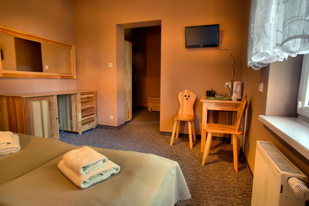 Dw Sloneczna Bed and Breakfast Zakopane Rum bild
