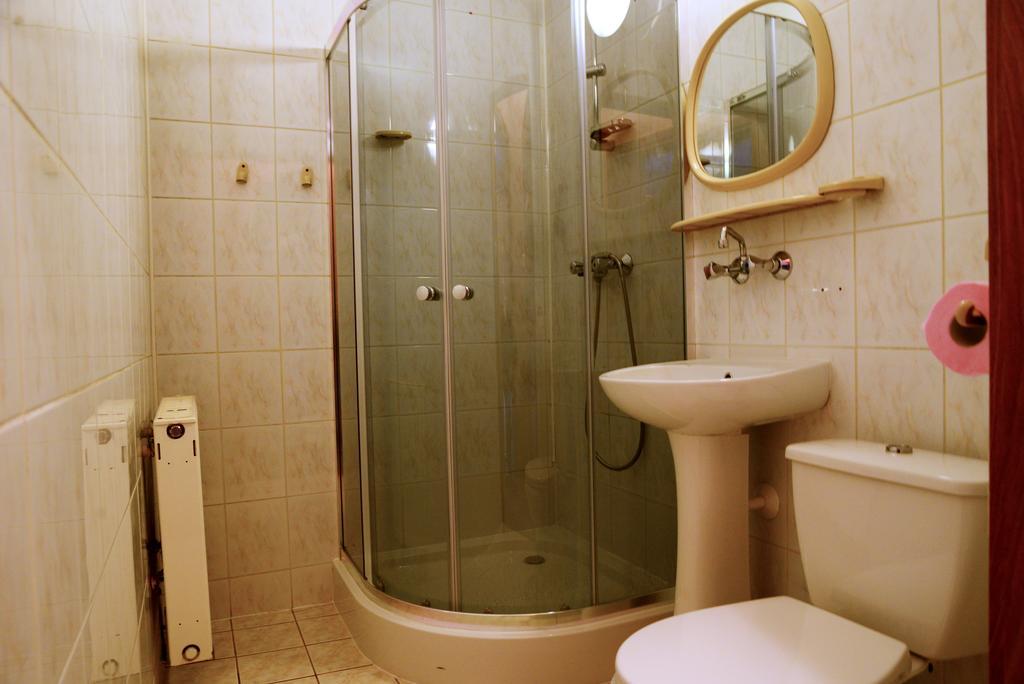 Dw Sloneczna Bed and Breakfast Zakopane Rum bild
