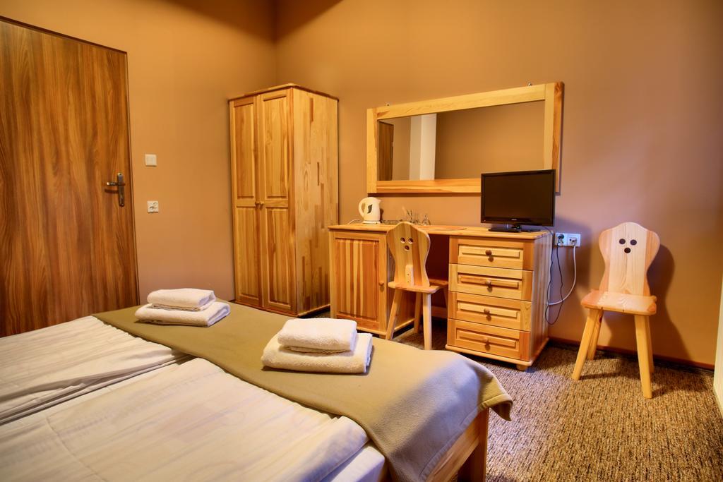 Dw Sloneczna Bed and Breakfast Zakopane Rum bild